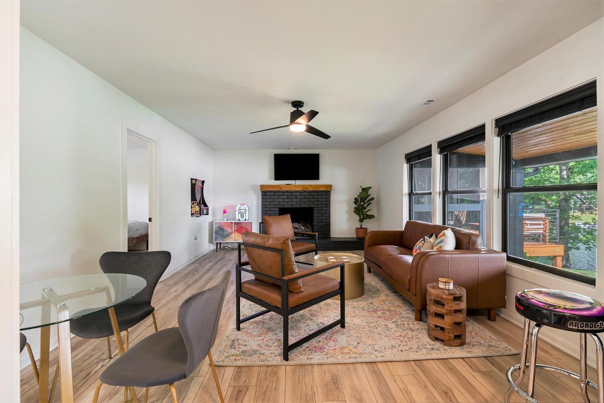 Tranquille Resort Hiawassee Room photo